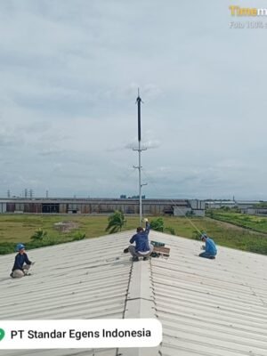 Pemasangan Penangkal Petir di Pabrik